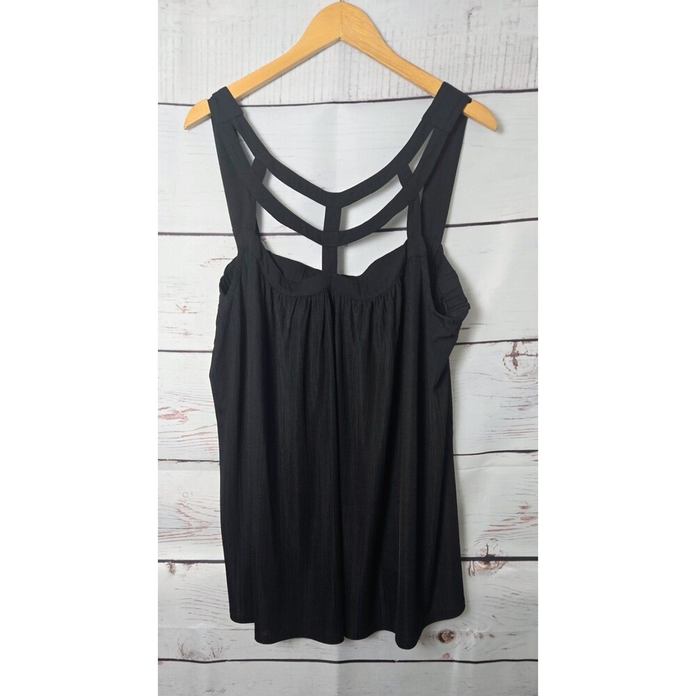 Torrid Womens Top Size 3X Black Strappy Cage Front Wide Straps Textured Pleated